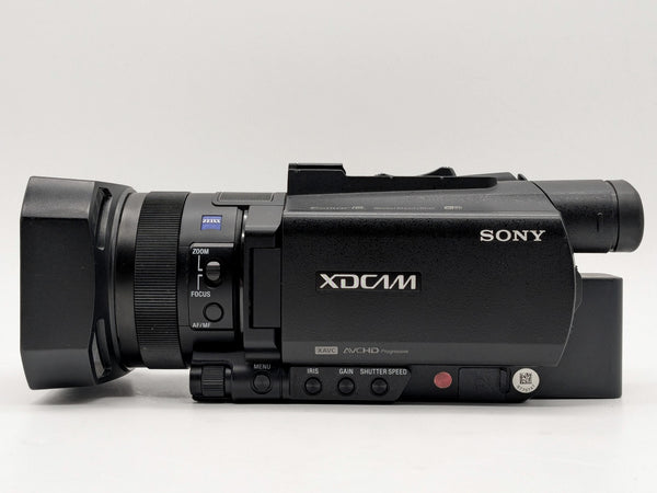 Sony PXW X70 - XDCAM Hand-Held Professional Camcorder