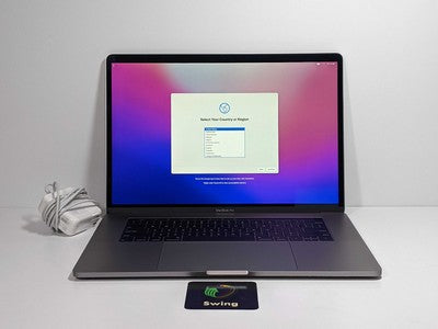 Touch Bar 2018 Apple Macbook Pro 15 i7 2.60GHz 512GB SSD 16GB Radeon Pro 560x