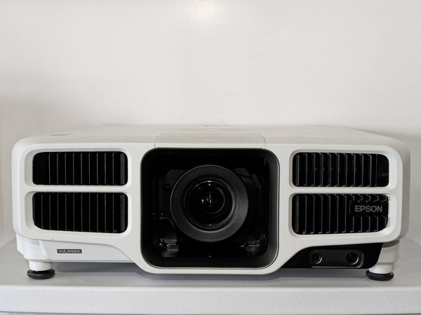 4K Epson Pro L1200U Lumens Laser Projector - 19541 Hours *READ*