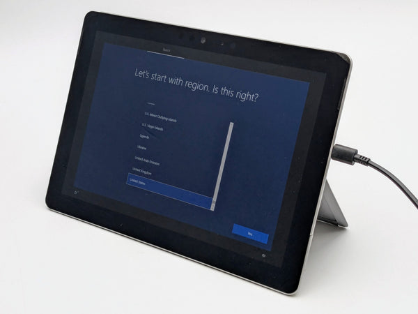 Microsoft Surface Go 1824 10.6 1800 x 1200 Touch PENTIUM 4415Y 4GB W10P *READ*