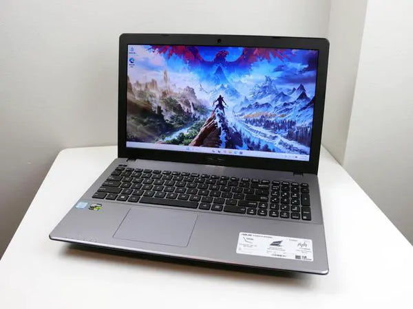 ASUS X550V 15.6 in i7-6700HQ 8GB RAM 128GB SSD + 1TB HDD NVIDIA GeForce GTX