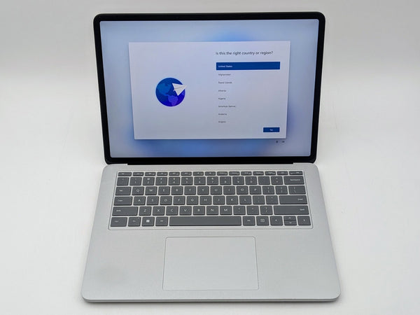 Surface Laptop Studio 2-in-1 14