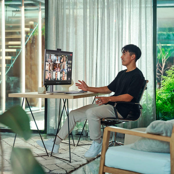 HP OmniStudio X Copilot+ PC 31.5 258V Intel Arc 32GB 1024GB All_in_One_Desktop_C