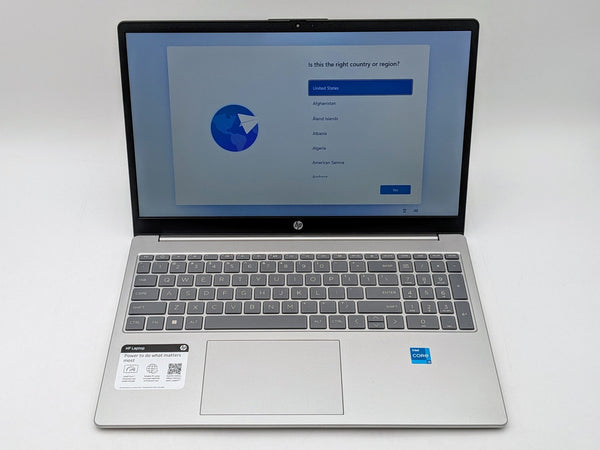 HP Laptop 15-fd0049nr 15