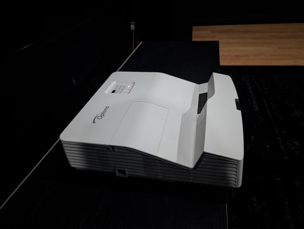 Optoma Technology GT5600 3600-Lumen Full HD Ultra-Short Throw DLP Projector