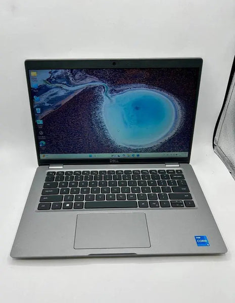 Dell Latitude 5430 14 in i5-1235U 16GB RAM 256GB SSD W11 Home Iris Xe