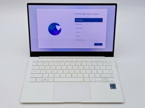 SAMSUNG Galaxy Book Pro 13