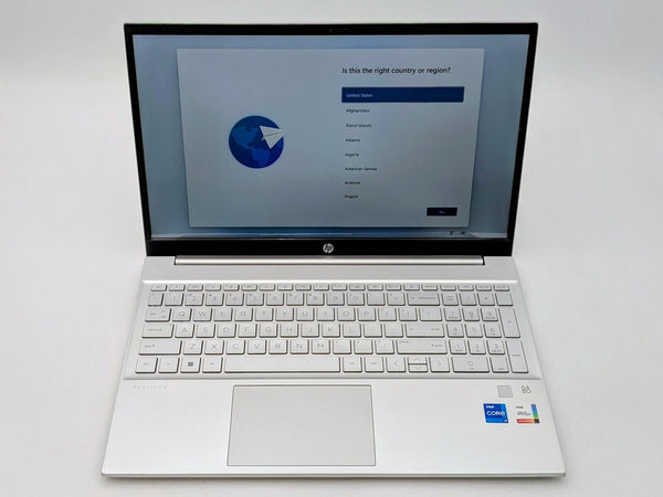 HP Pavilion 15-eg3000 15