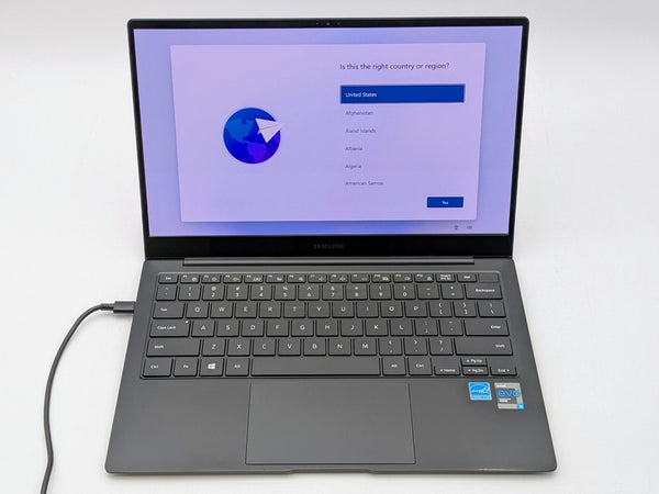 SAMSUNG Galaxy Book Pro (NP930XDB) 13